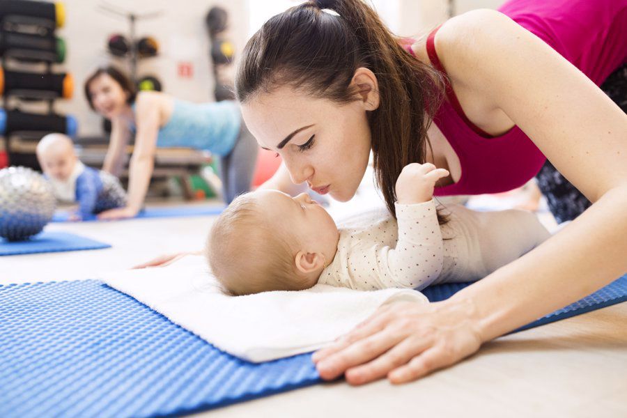 mother and baby at baby class