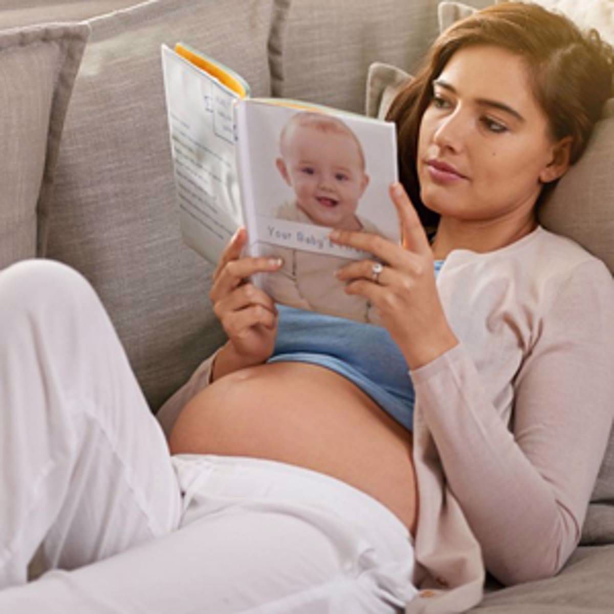 Our Top 5 Pregnancy Books