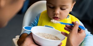 Baby food oatmeal cereal 